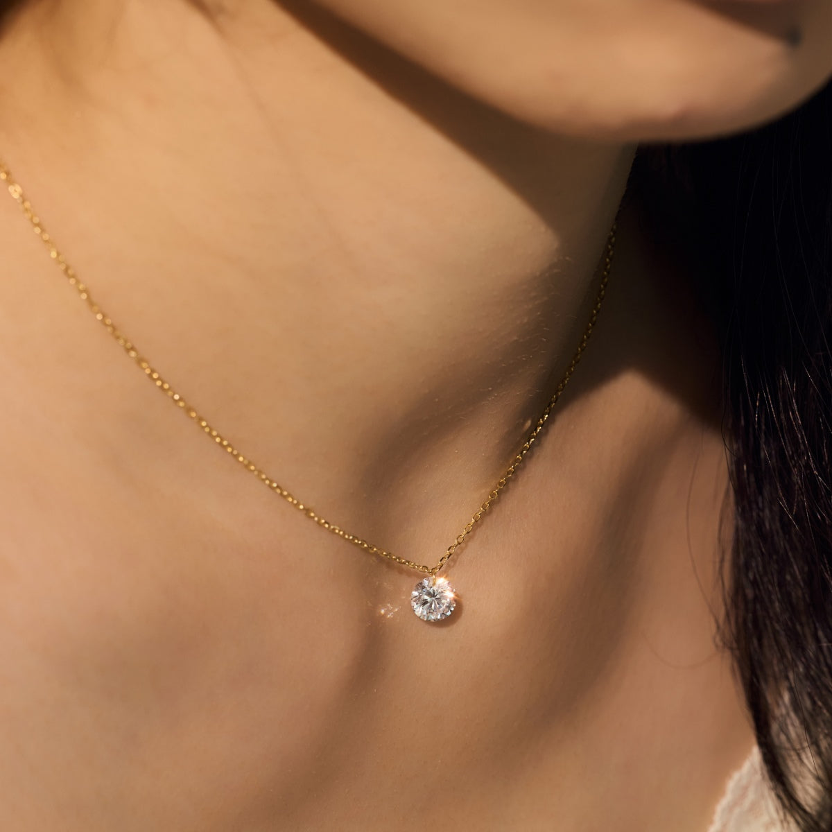 Round Dangling Rhodium-Plated Necklace