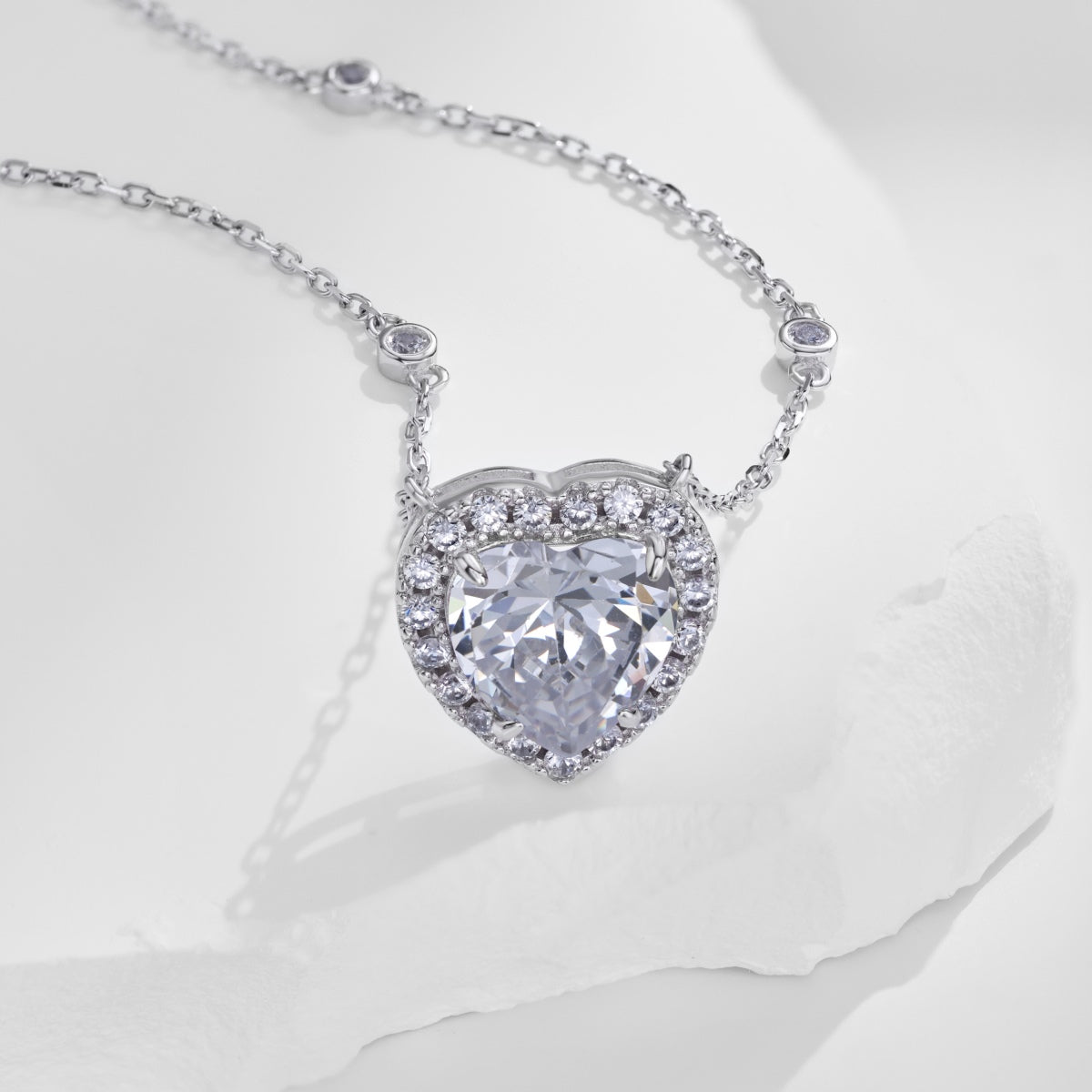 Big Heart Halo Eternity