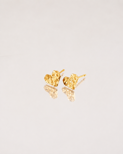 Fish Scale Heart Stud Rhodium-Plated Earrings