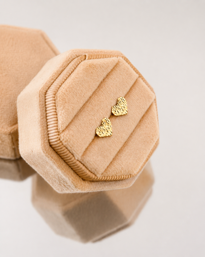Fish Scale Heart Stud Rhodium-Plated Earrings