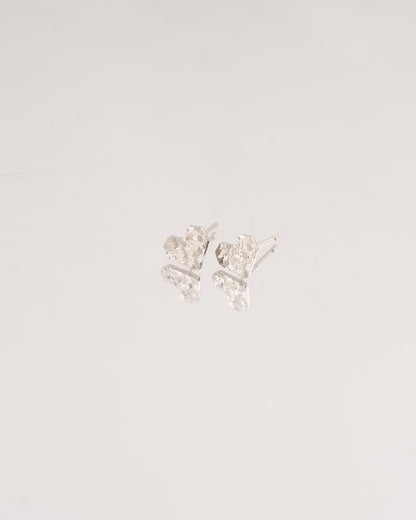 Fish Scale Heart Stud Rhodium-Plated Earrings