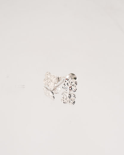 Clover Fish Scale Stud Rhodium-Plated Earings