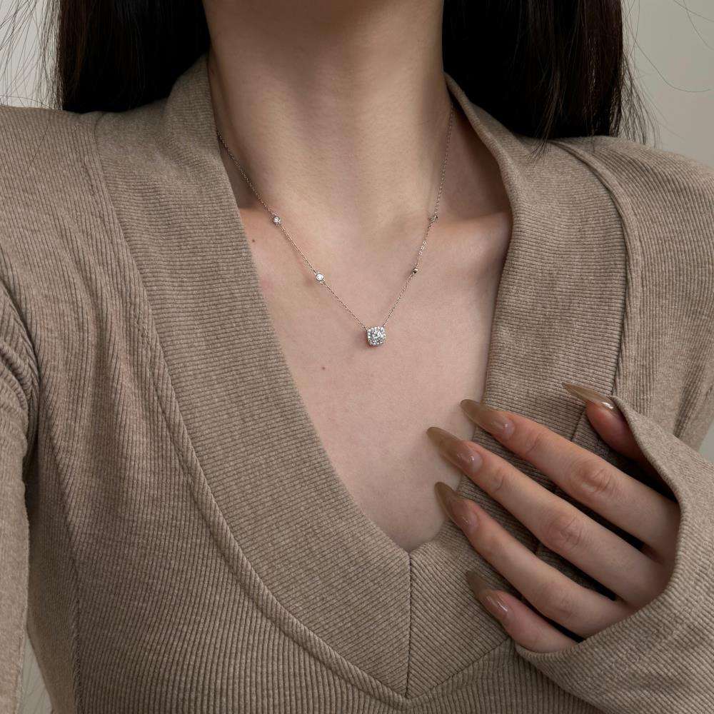 Cushion Illusion Donut Rhodium-Plated Necklace