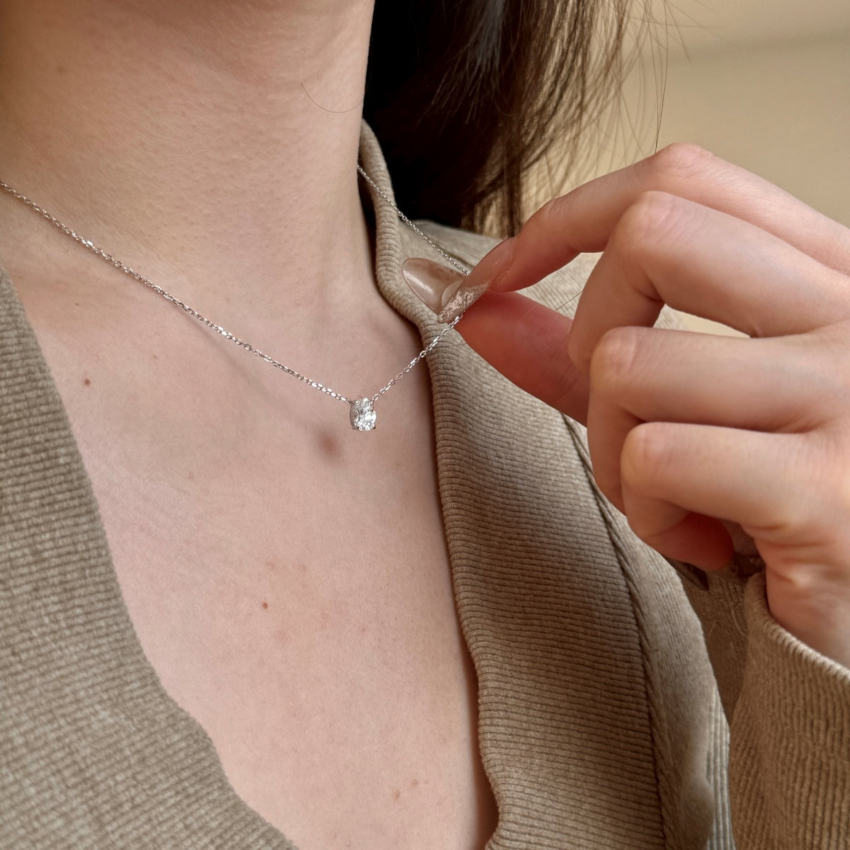 Oval Cut Stone Centered Rhodium-Plated Necklace