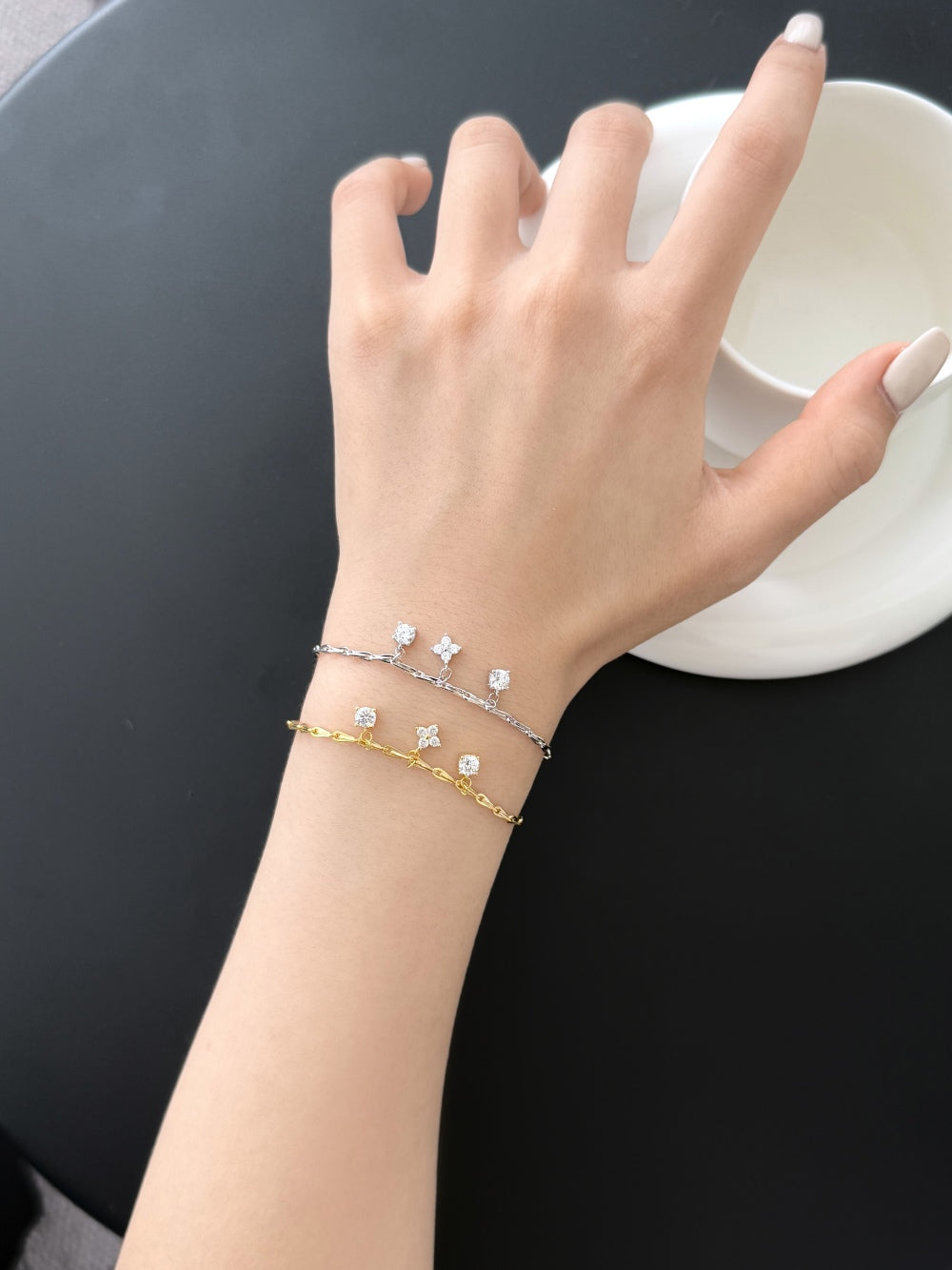 Chain Solitaire Flower Rhodium-Plated Bracelet