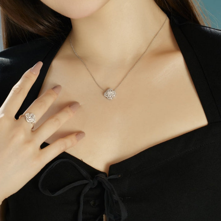 Big Clover Crystal Rhodium-Plated Necklace